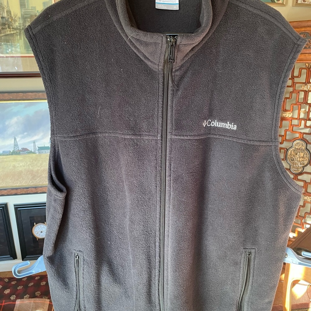 Fleece zip up vest
